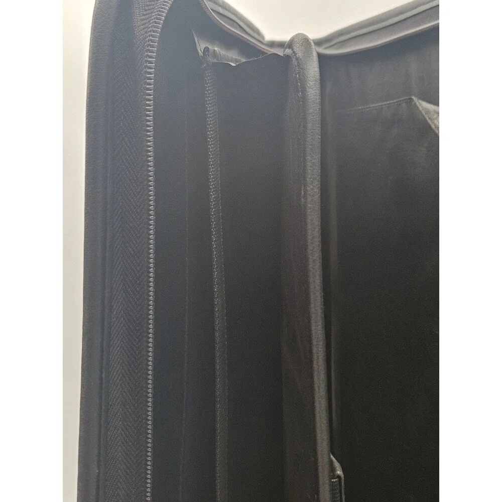 American Tourister Black Leather Zipper 3 Ring Binder W/ Calculator + Holder